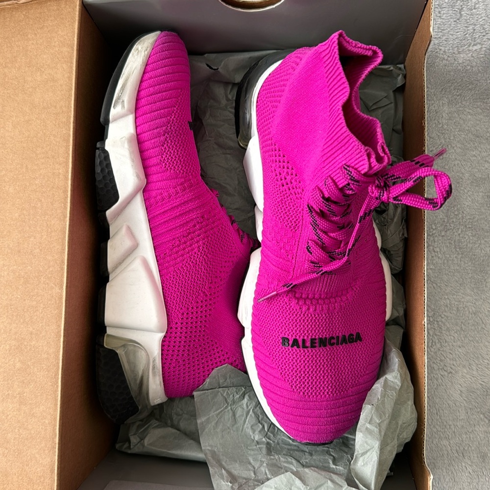 Balenciaga sneakers size women’s 8